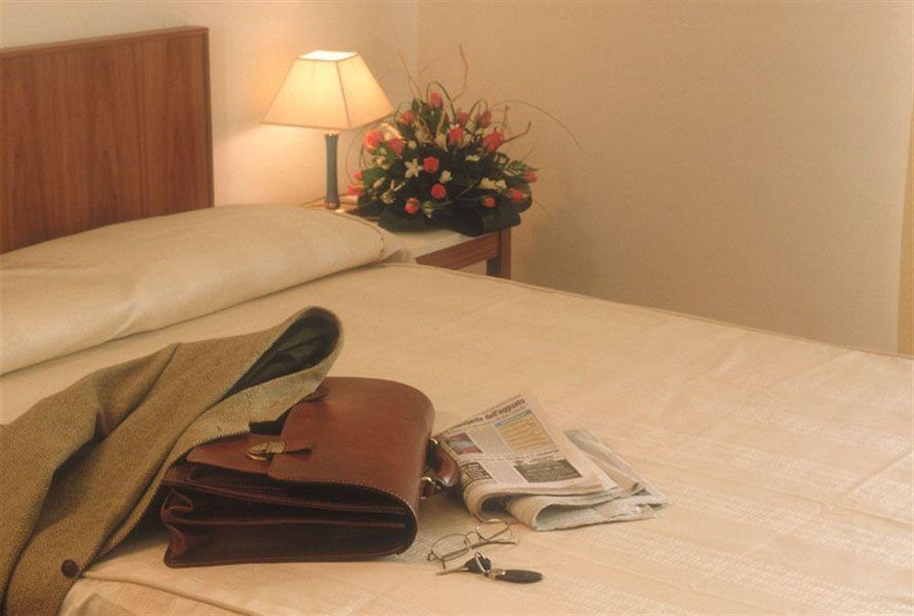 Europa Palace Hotel Messina Luaran gambar